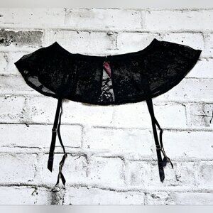 la Senza Black Lace Garter Belt